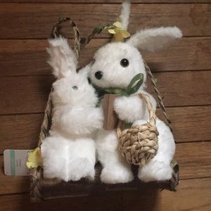 Ashland Bunnies Decor